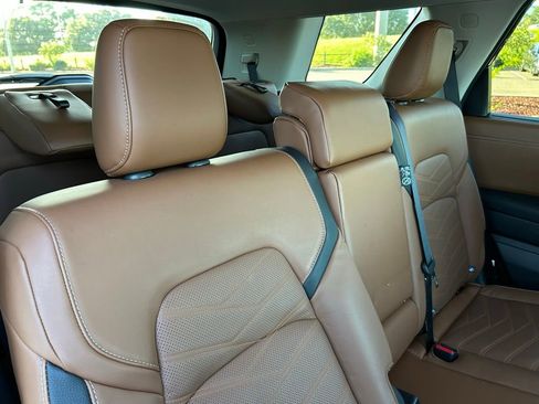 Used 2023 Nissan Pathfinder Platinum w/ Cargo Package image 48