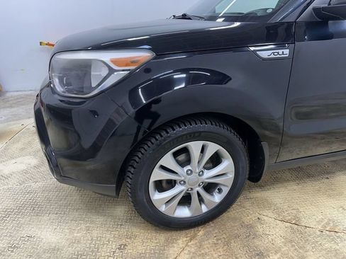 Used 2016 Kia Soul + w/ Audio Package FWD image 19