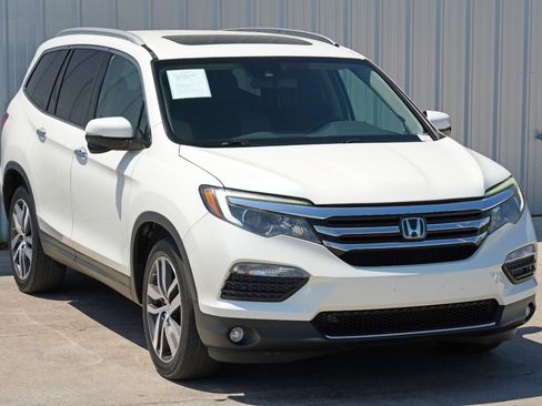 Used 2016 Honda Pilot Touring image 51