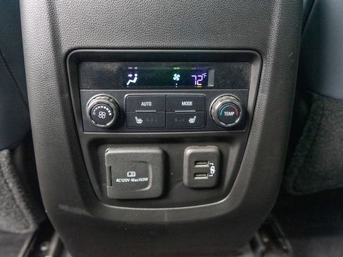 Used 2022 Buick Enclave Premium w/ Experience Buick Package image 32