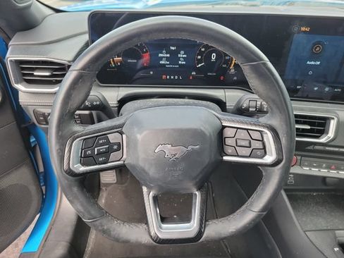 Used 2025 Ford Mustang Premium RWD image 16