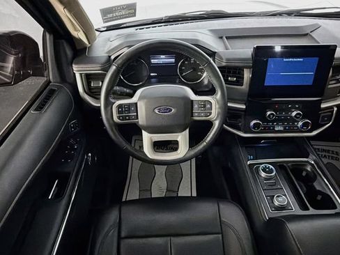 Used 2022 Ford Expedition XLT AWD/4WD image 22