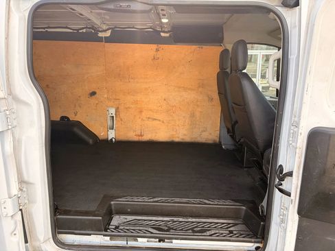 Used 2018 Ford Transit 150 Low Roof image 20