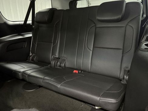 Used 2018 Chevrolet Suburban Premier AWD/4WD image 29