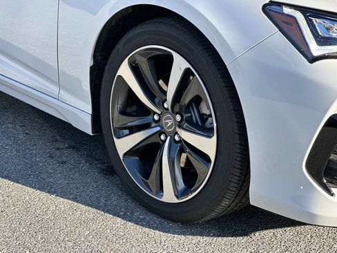 Certified 2025 Acura TLX w/ Technology Package image 12