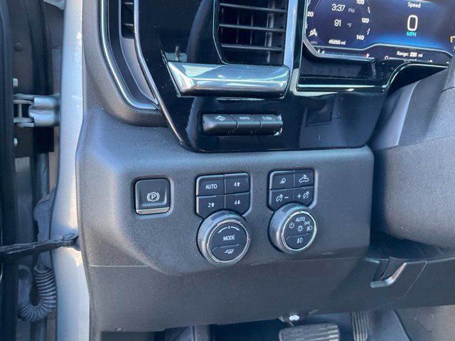 Used 2024 Chevrolet Silverado 3500 High Country w/ High Country Premium Package AWD/4WD image 10