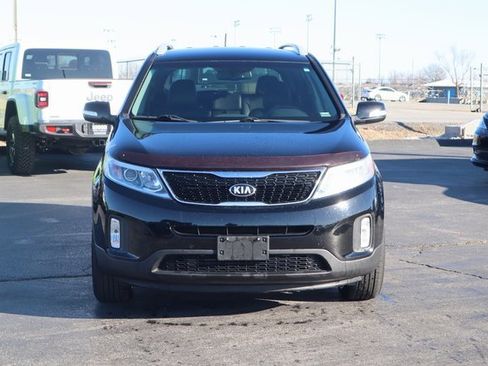 Used 2015 Kia Sorento LX image 15