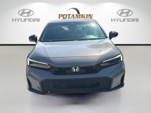 Used 2025 Honda Civic Sport image 2