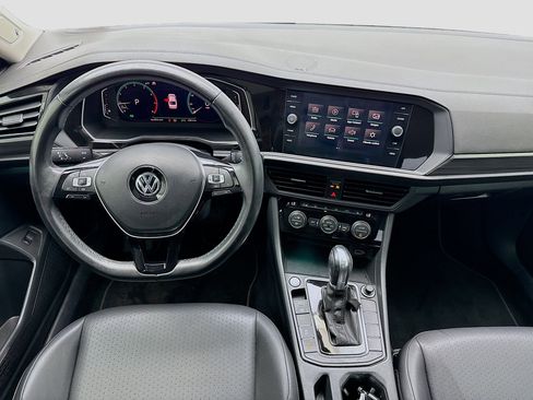 Used 2019 Volkswagen Jetta SEL w/ Cold Weather Package image 14