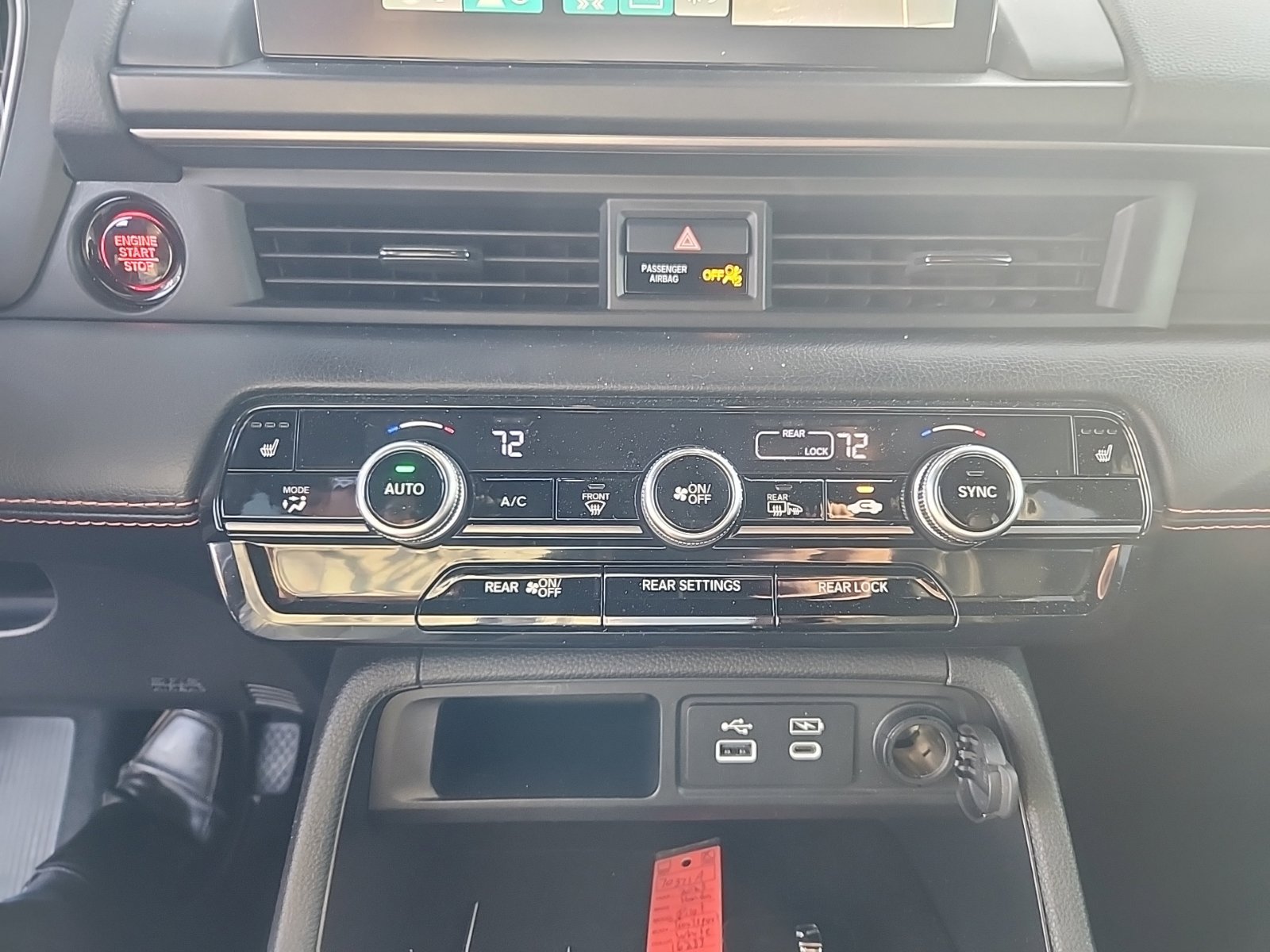 Used 2025 Honda Pilot TrailSport image 11