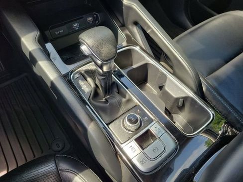 Used 2022 Kia Telluride LX AWD/4WD image 30