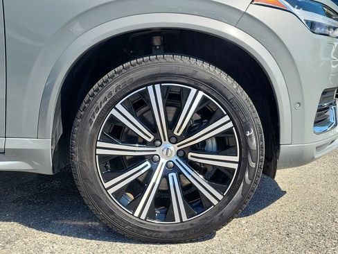 Used 2024 Volvo XC90 B5 Plus AWD/4WD image 5