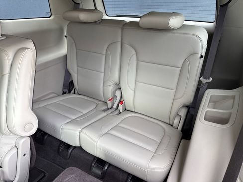 Used 2019 GMC Acadia Denali image 15