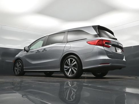 Used 2023 Honda Odyssey Touring image 42