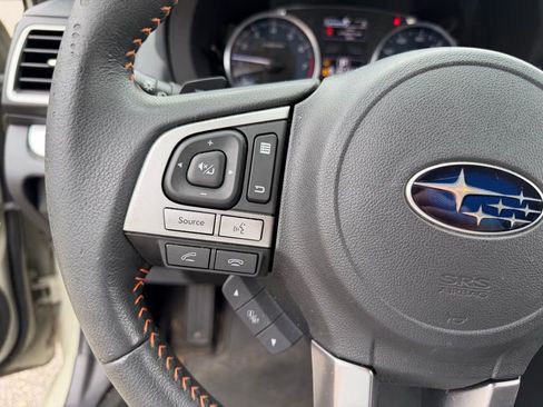 Used 2017 Subaru Crosstrek 2.0i Premium AWD/4WD image 25