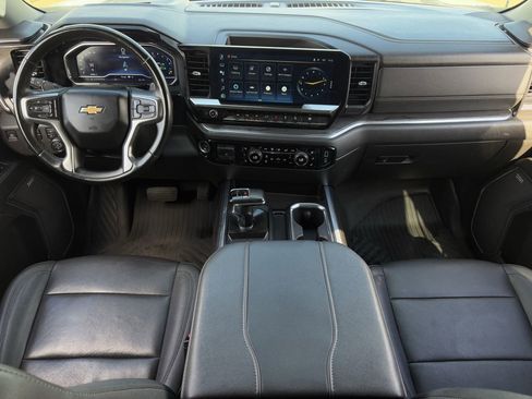 Used 2024 Chevrolet Silverado 1500 LTZ AWD/4WD image 12