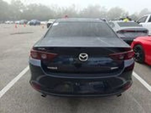 Used 2020 MAZDA MAZDA3 Sedan w/ Select Package image 6