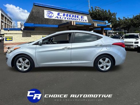 Used 2012 Hyundai Elantra GLS w/ Preferred Pkg 3 FWD image 3