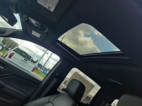 New 2026 GMC Canyon Elevation w/ Convenience Package image 29