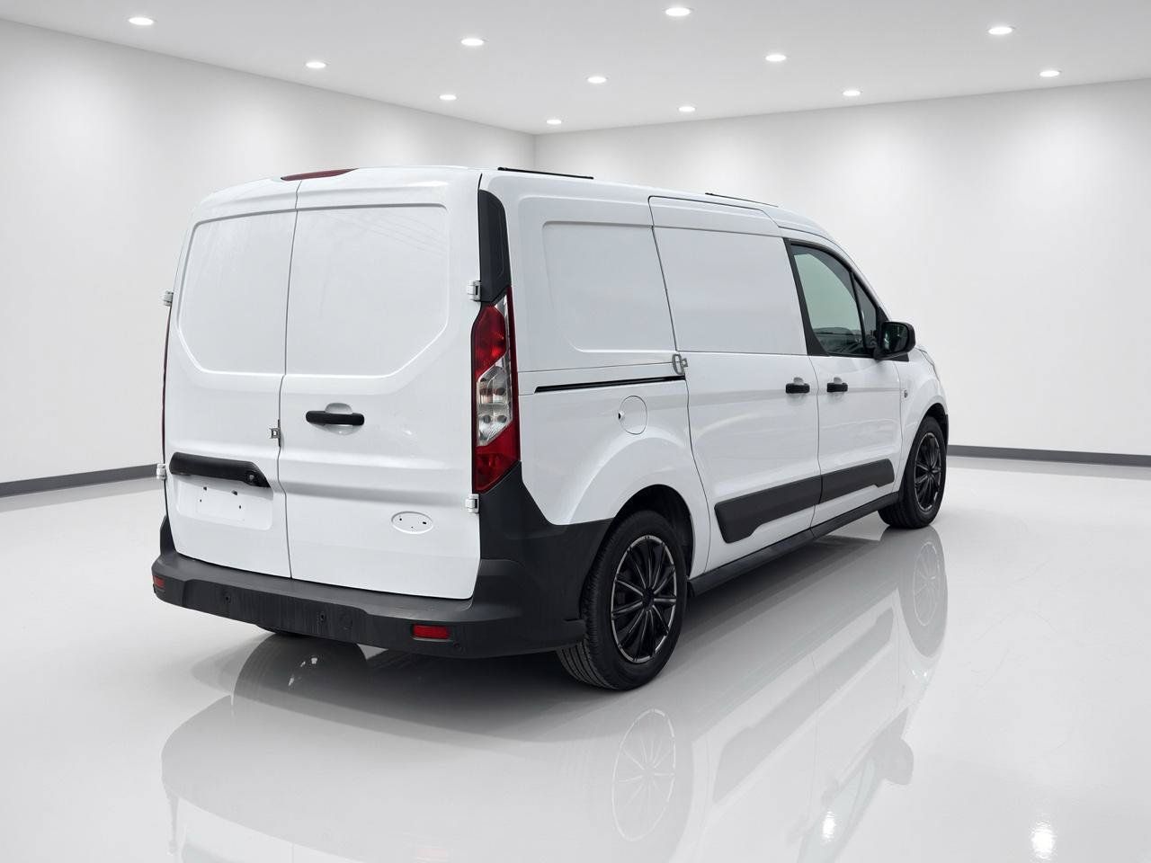 Used 2017 Ford Transit Connect XL FWD image 5