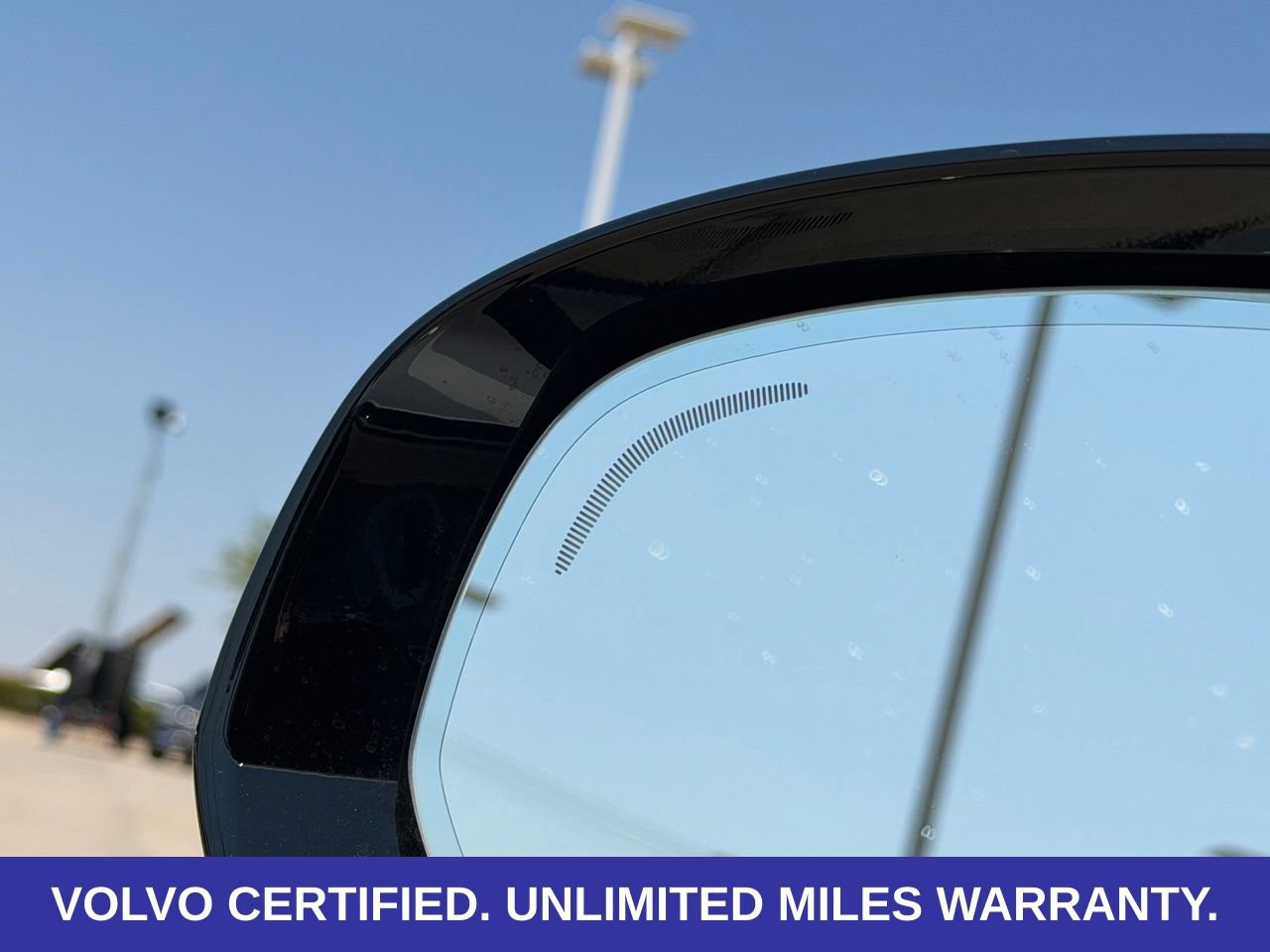 Certified 2026 Volvo XC60 B5 Plus AWD/4WD image 32