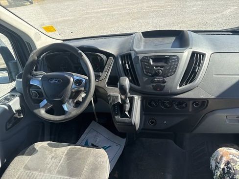 Used 2019 Ford Transit 250 Base image 6