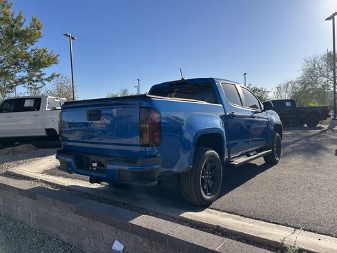Used 2022 Chevrolet Colorado LT w/ LT Convenience Package image 3