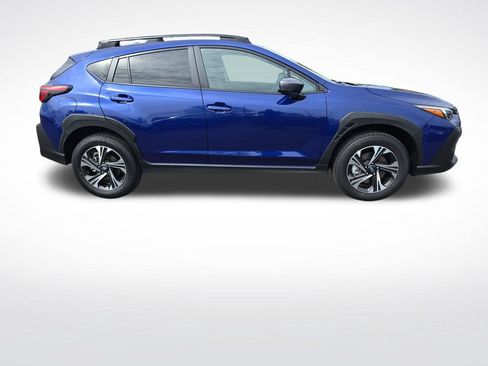 Used 2026 Subaru Crosstrek 2.5i Premium AWD/4WD image 8