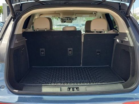Certified 2023 Lincoln Corsair FWD w/ Equipment Group 101A image 8