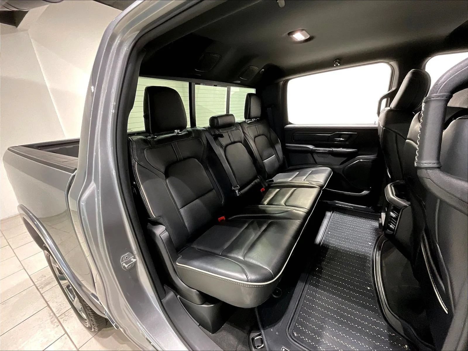 Used 2022 RAM 1500 Limited RWD image 17