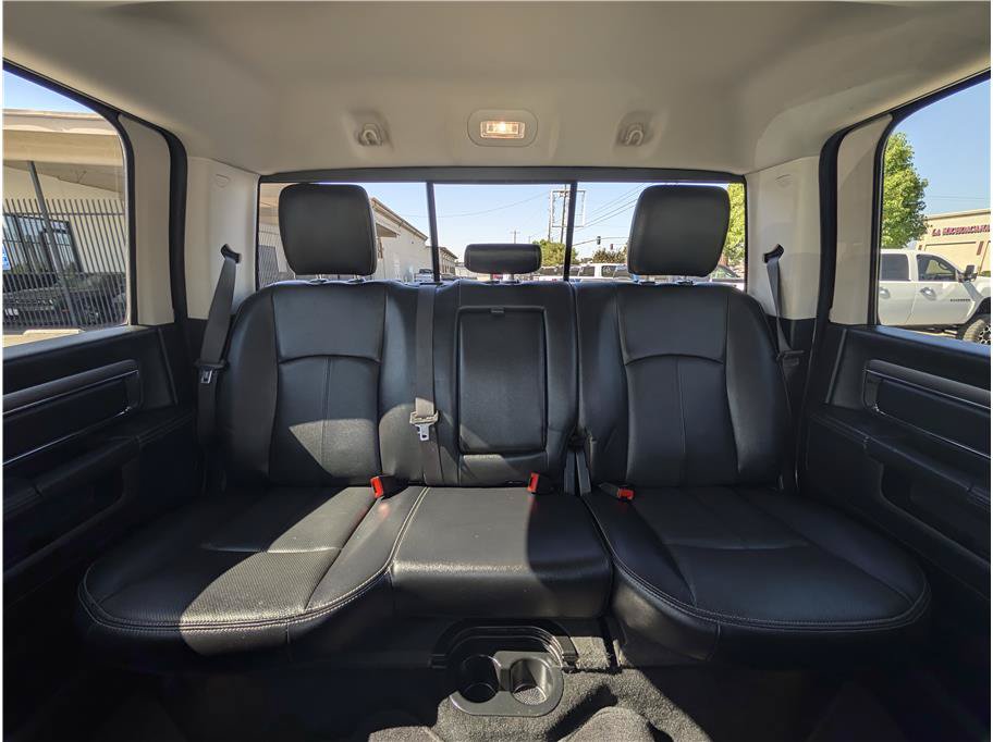 Used 2018 RAM 2500 Laramie w/ Sport Appearance Group AWD/4WD image 8