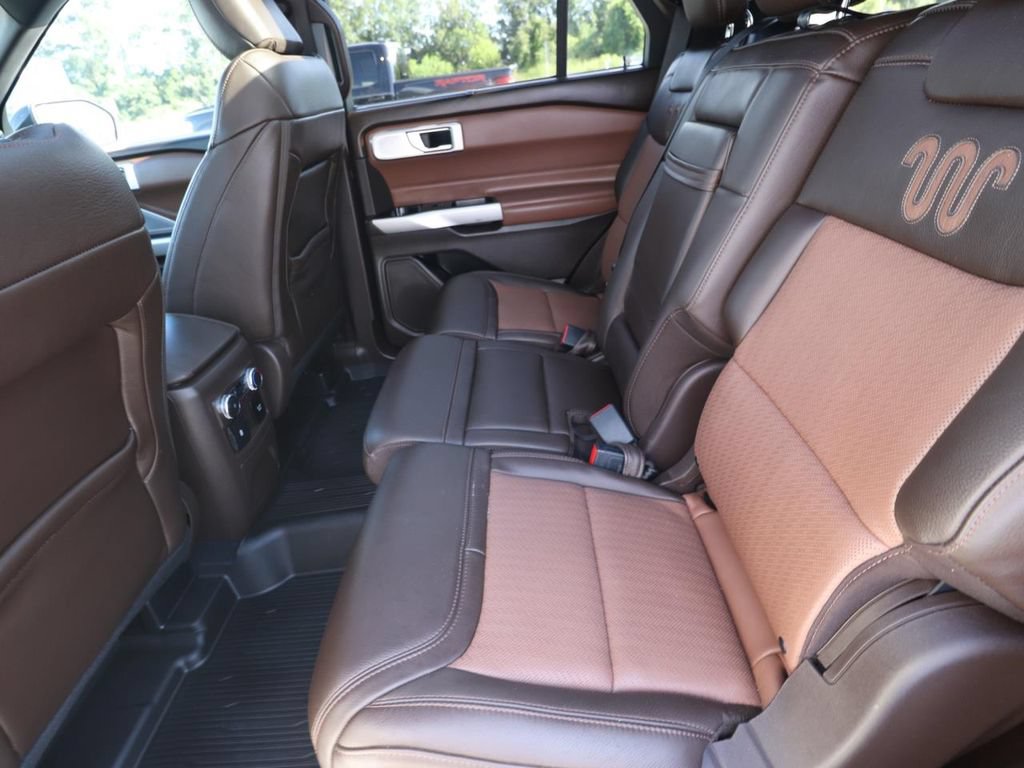 Used 2022 Ford Explorer King Ranch w/ Class IV Trailer Tow Package AWD/4WD image 9