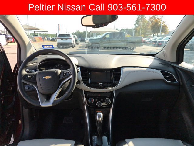 Used 2017 Chevrolet Trax Premier FWD image 13
