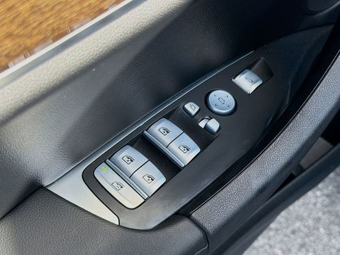 Certified 2023 BMW X3 sDrive30i w/ Convenience Package image 24