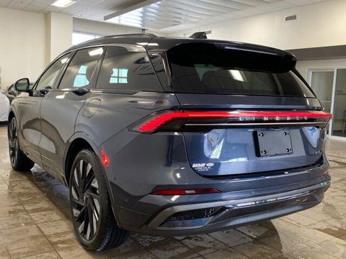 Used 2024 Lincoln Nautilus Black Label w/ Jet Appearance Package (87T) image 5