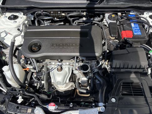 Certified 2025 Honda Civic Sport image 8