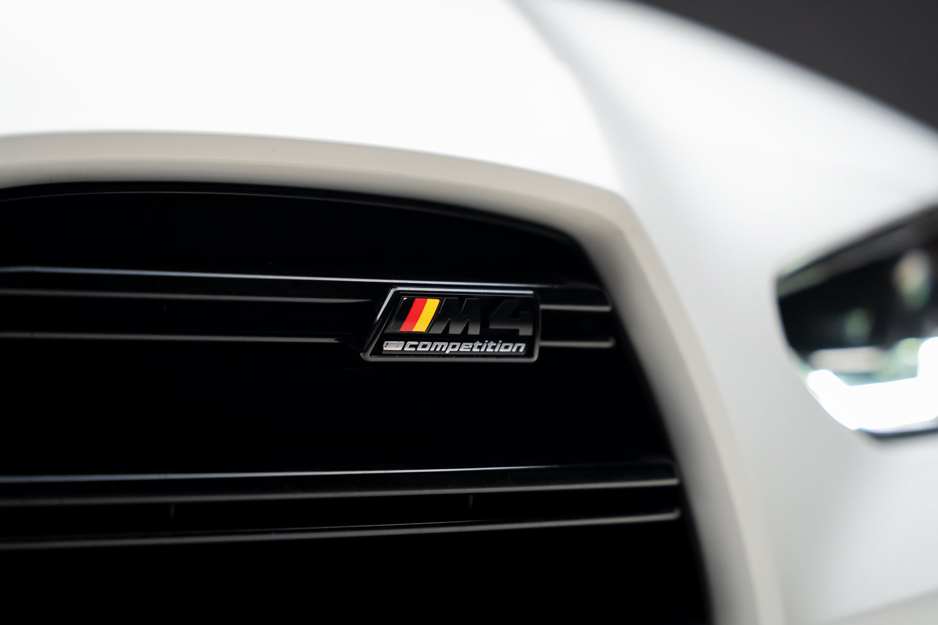 Used 2022 BMW M4 xDrive Competition w/ Parking Assistance Package AWD/4WD image 16
