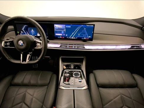 Certified 2023 BMW 760i xDrive AWD/4WD image 16