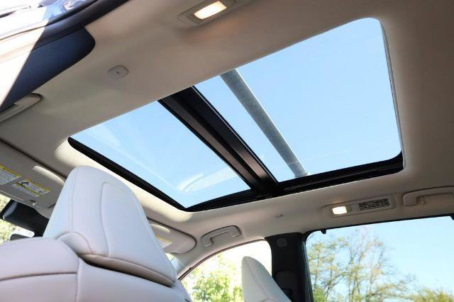 Used 2025 INFINITI QX60 Sensory AWD/4WD image 12