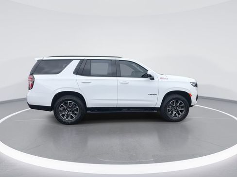 Used 2023 Chevrolet Tahoe Z71 w/ Luxury Package image 9