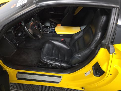 Used 2008 Chevrolet Corvette Coupe image 7