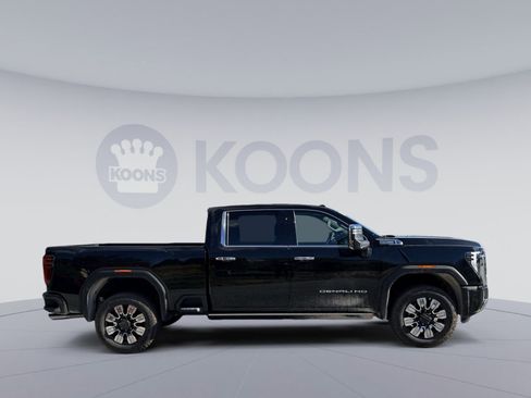 New 2026 GMC Sierra 2500 Denali w/ Denali Reserve Package image 8