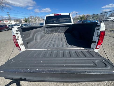 Used 2017 RAM 1500 Express image 9