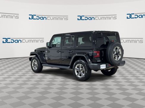 Used 2020 Jeep Wrangler Unlimited Sahara AWD/4WD image 9