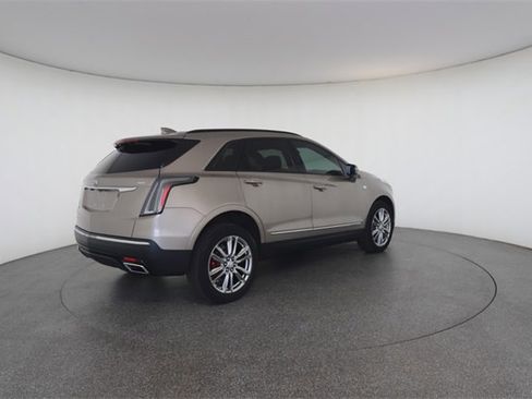 Used 2023 Cadillac XT5 Sportv image 19