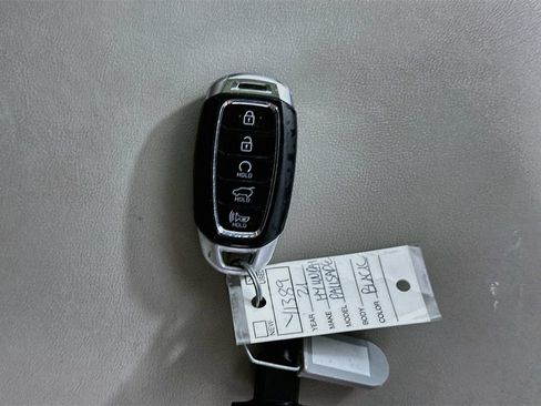 Used 2021 Hyundai Palisade SEL w/ Premium Package FWD image 24