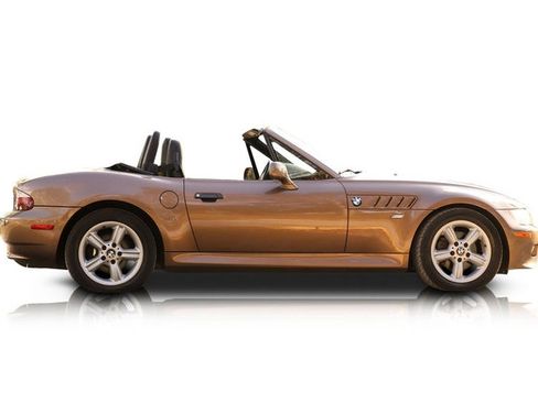 Used 2000 BMW Z3 2.5i image 2
