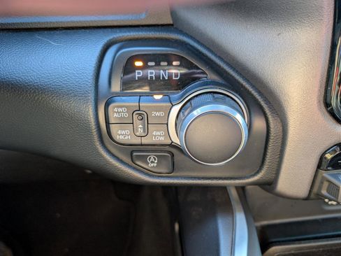 Used 2020 RAM 1500 Big Horn image 25