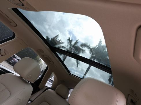 Used 2018 Audi Q5 2.0T Premium Plus w/ Premium Plus Package image 18