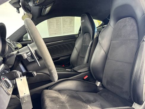 Certified 2016 Porsche Cayman GTS image 5